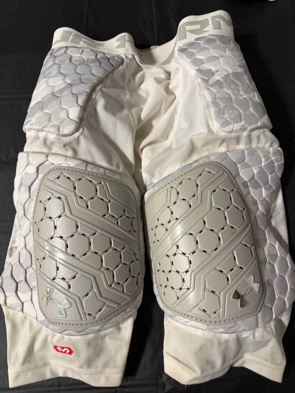 Under Armour Gameday Armour Pro Padded Football Girdle Men’s Large